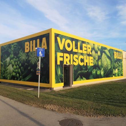 vorgesetzte-werbefassade_1