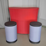 Aufblasbarer Hocker mit Branding für Messen und Promotionaktionen