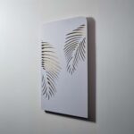 Echo Board Akustik Wandpaneel mit Ausschnitten hinterlegt mit gelben Akustikstoff