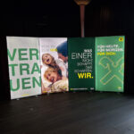 Freistehender Textilrahmen mit integrierter LED-Beleuchtung