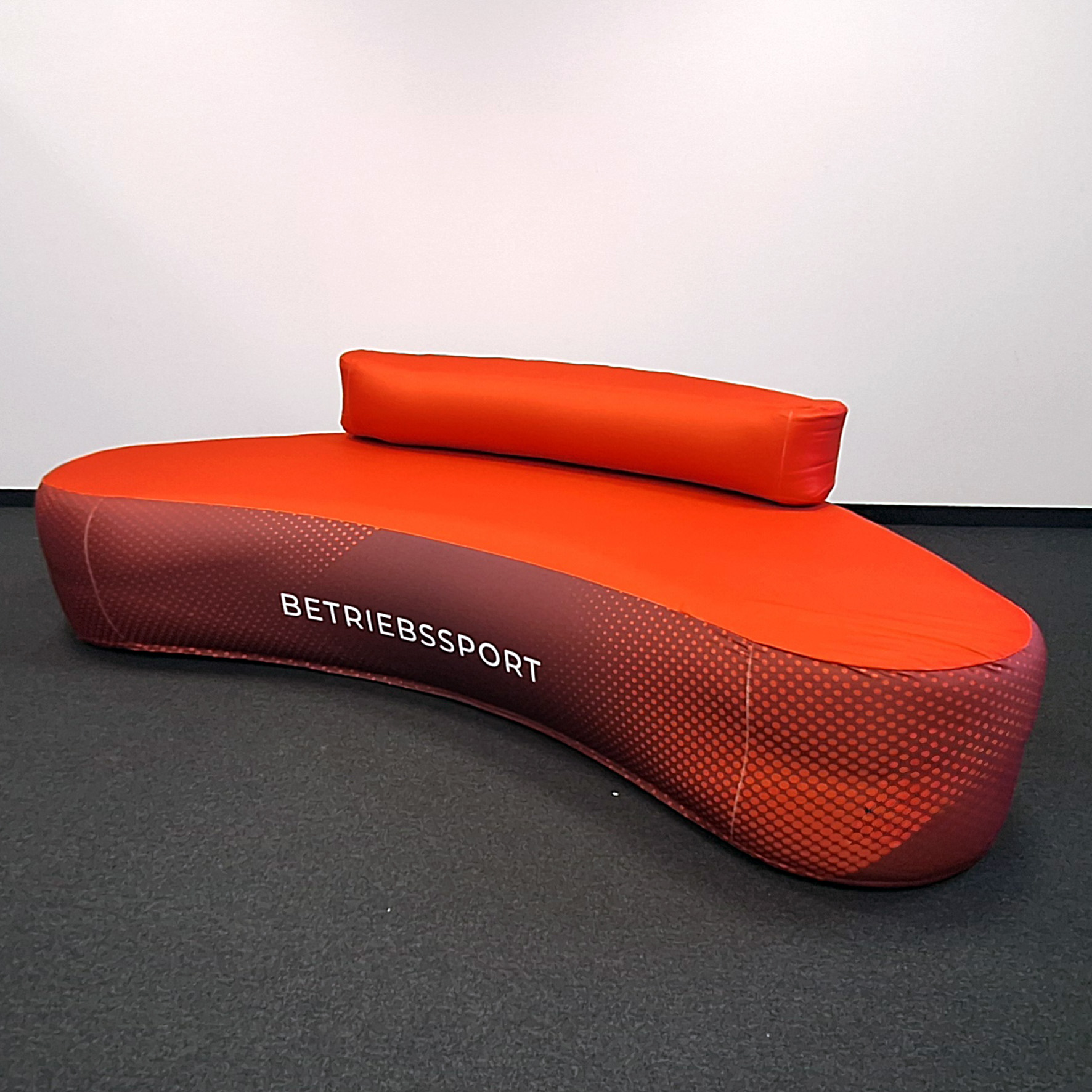 mobile pneumatische Couch für Roadshows und Outdoor Events