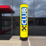 Quick-Up Säule mit Beleuchtung und Dauergebläse auf Messe